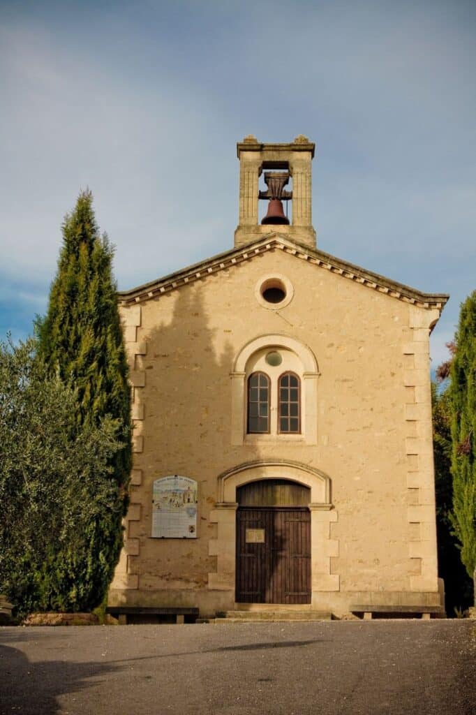 le temple Peypin d'Aigues