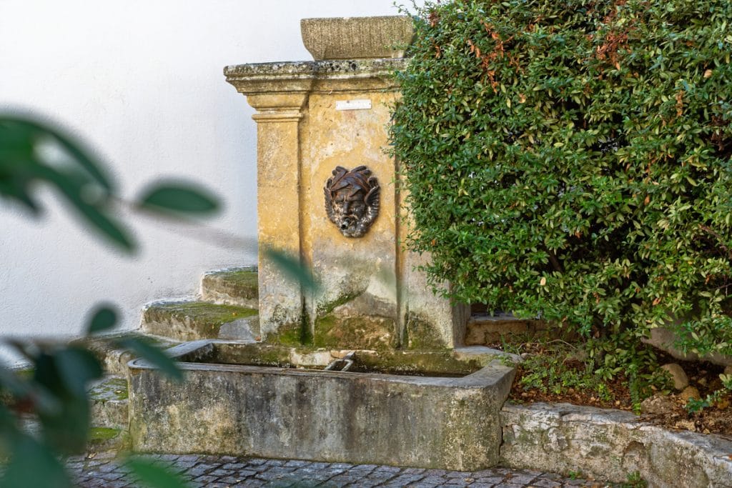 fontaine rue longue du puis