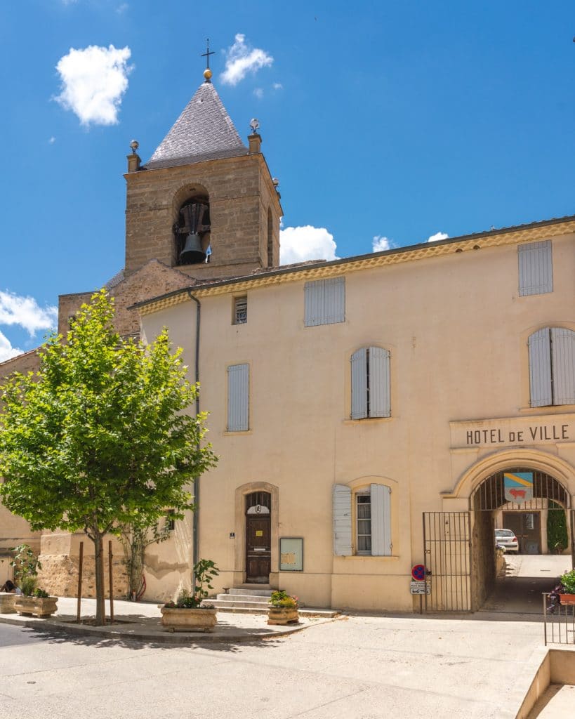 Mairie de la tour d aigues
