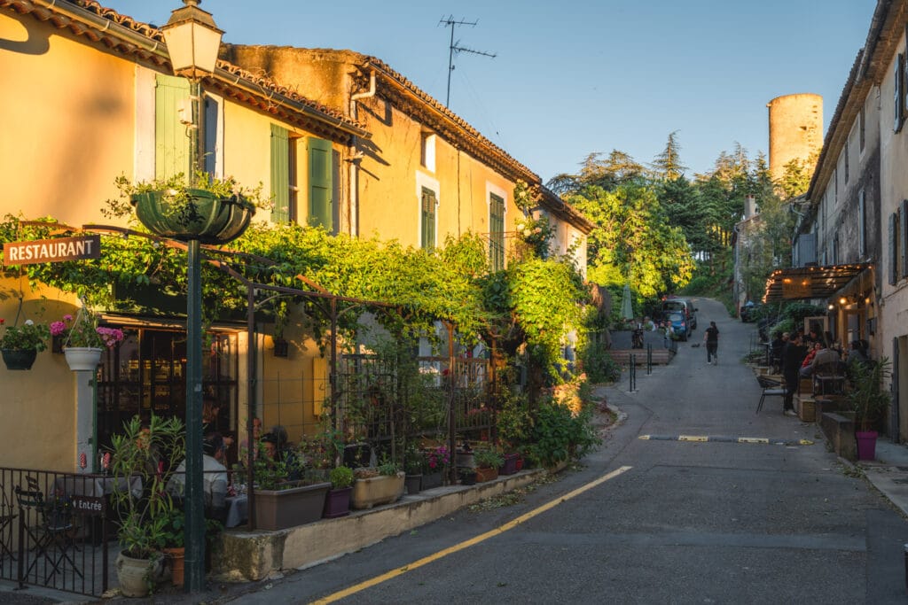 Rue de Cucuron