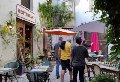 La Source restaurant Cadenet