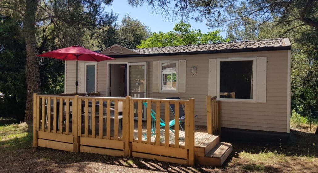 Camping chenes verts près de l'étang de la Bonde