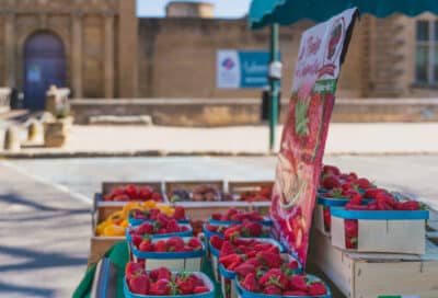 Marché regulier de la Tour d’Aigues