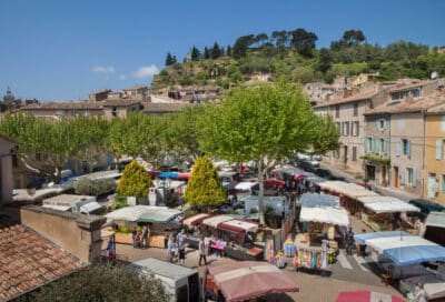marché de Cadenet le lundi