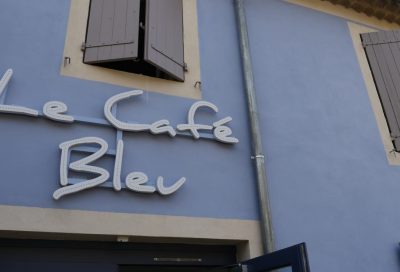 Le Café bleu