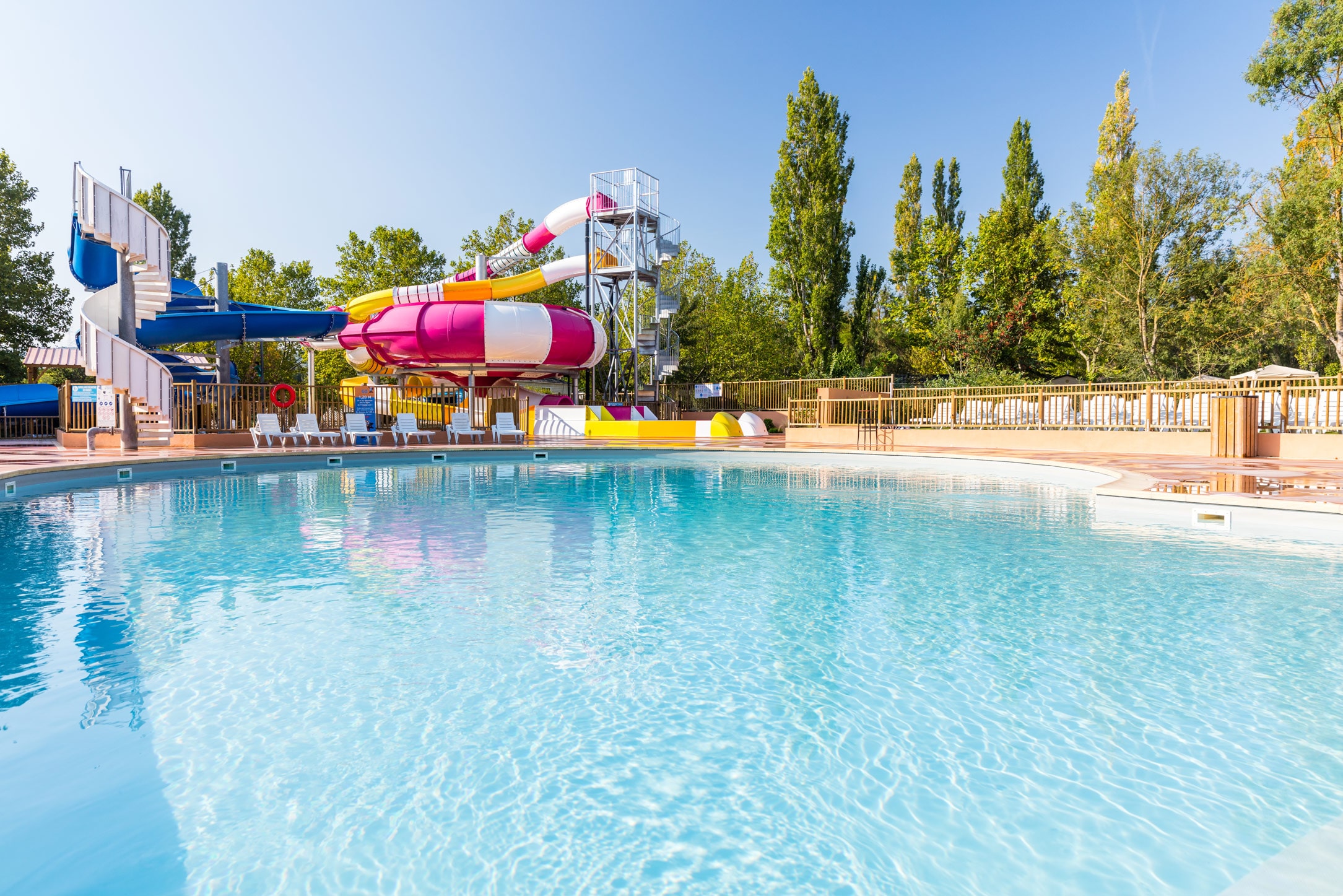 Camping Val De Durance Luberon Sud Tourisme