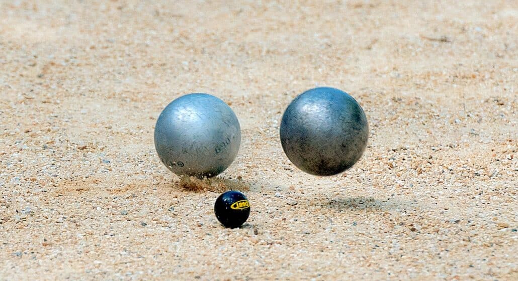 Jeu Provençal : concours de boules à la Tour d'Aigues_La Tour-d'Aigues
